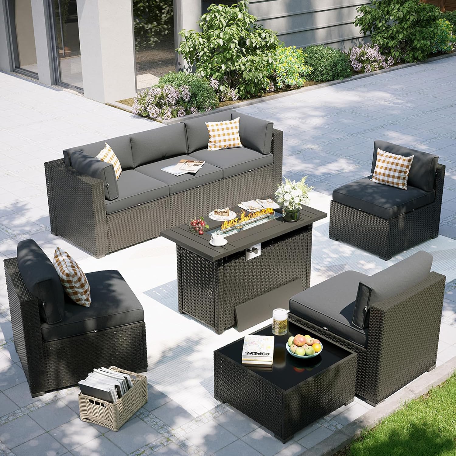 Outdoor Furniture And Fire Pit - Ensemble de meubles de patio avec