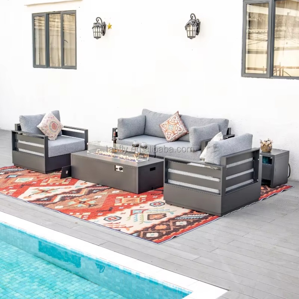 Outdoor Furniture And Fire Pit - Ensemble de mobilier d'extérieur pour hôtel