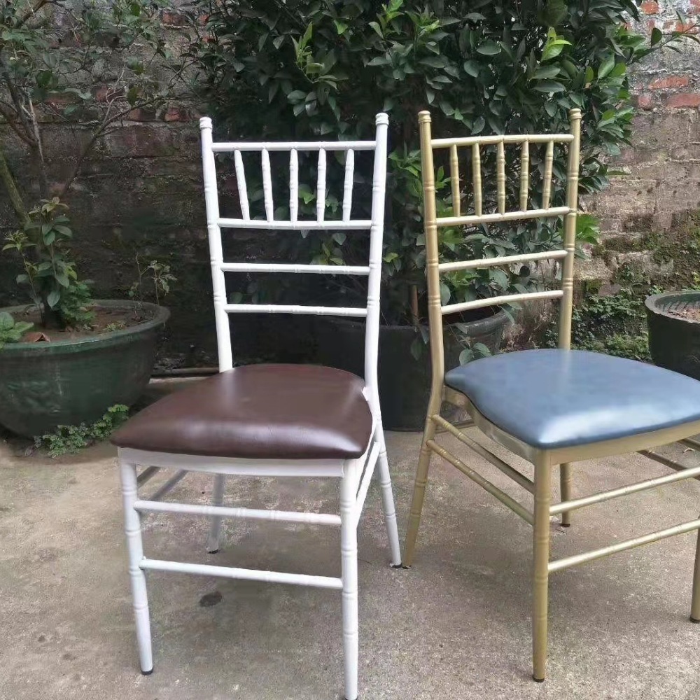 Chaise élégante en bambou doré - Outdoor Furniture Rental For Party avis et prix