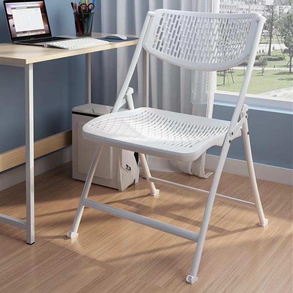 Chaises pliantes en plastique  - Outdoor Furniture Rental For Party avis et prix